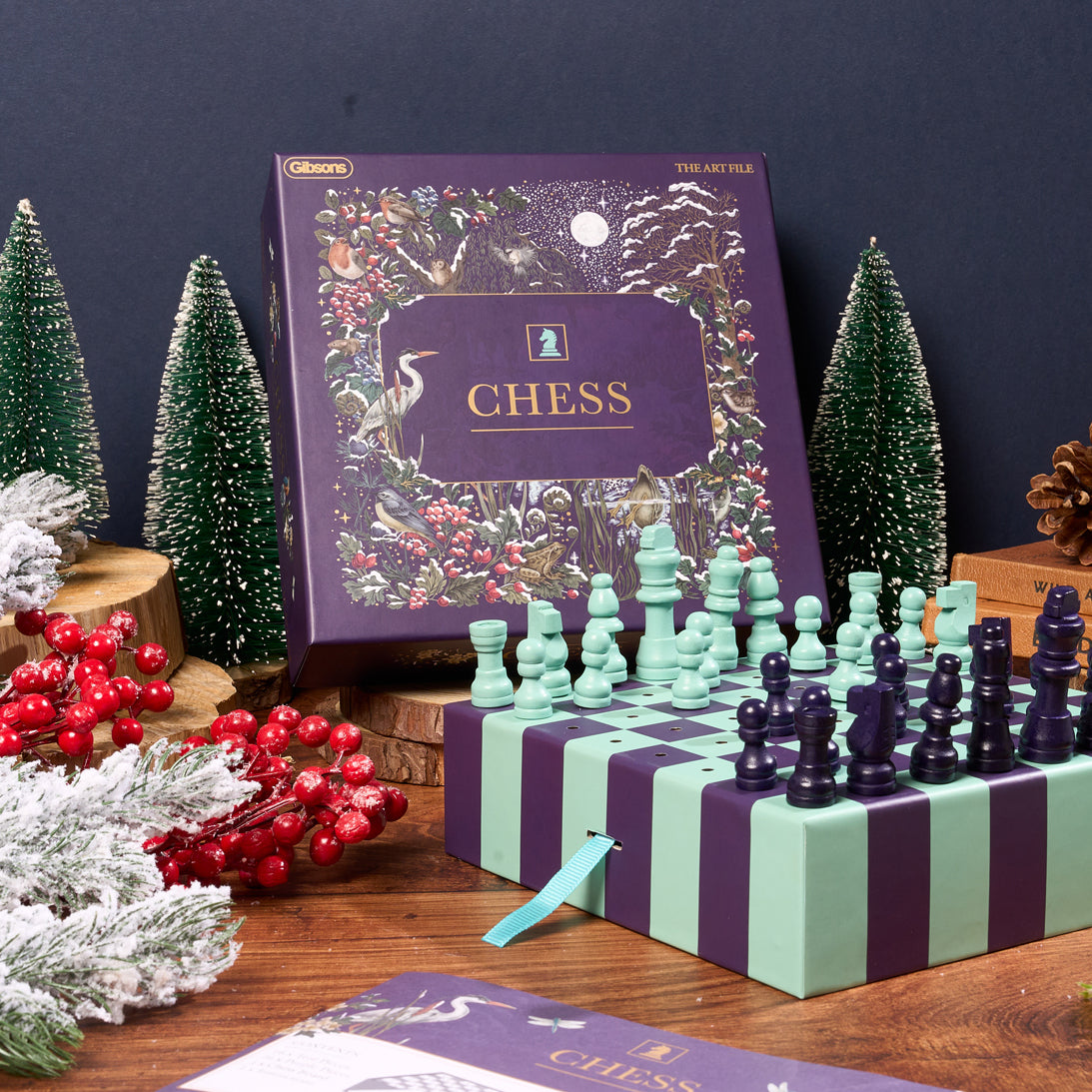 Gibsons The Art File Chess Traditional Classic Family Board Game
